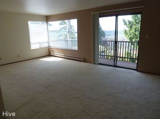 4901 Phinney Ave N APT 102, Seattle, WA 98103