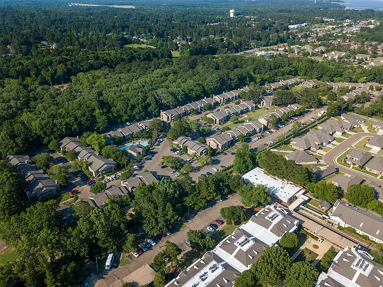 Pear Orchard Apartments — Photo 30