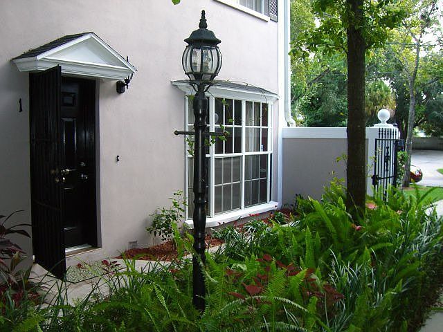 1st image of 403 S Arrawana Ave