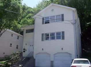 12 Long Br, Glen Cove, NY 11542