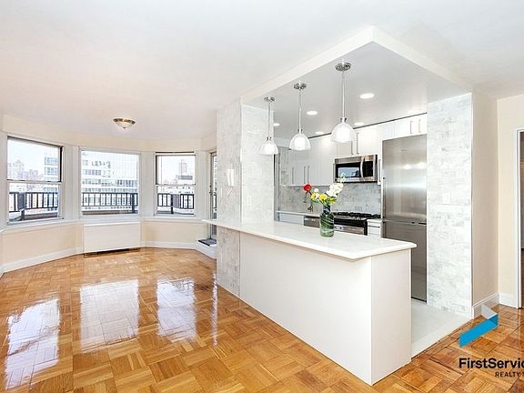 3rd image of 250 E 73rd St APT 20D