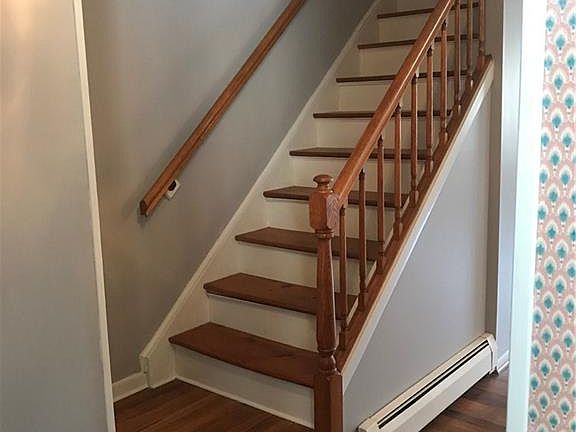 4th image of 65 Carillon Dr #B