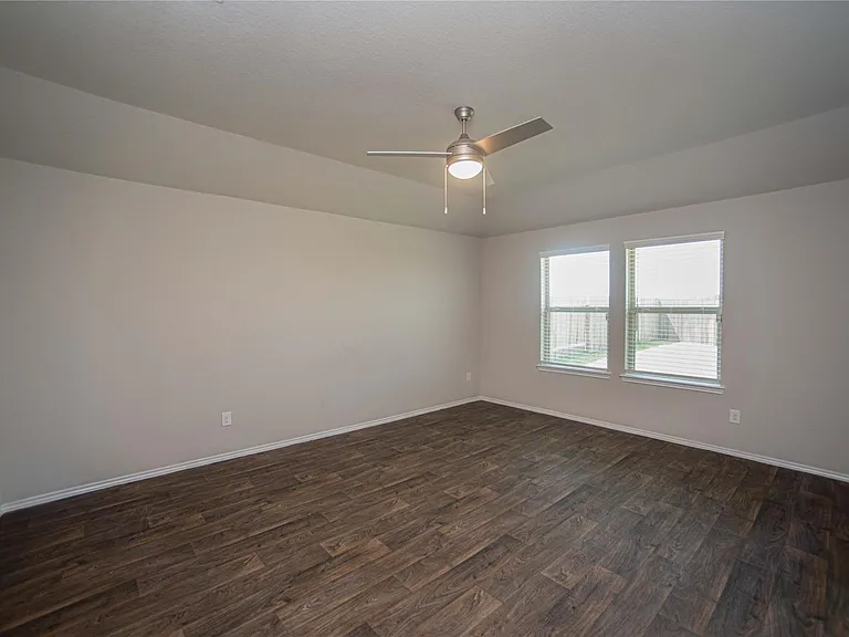 14086 Sharktooth Hill Ln — Photo 8
