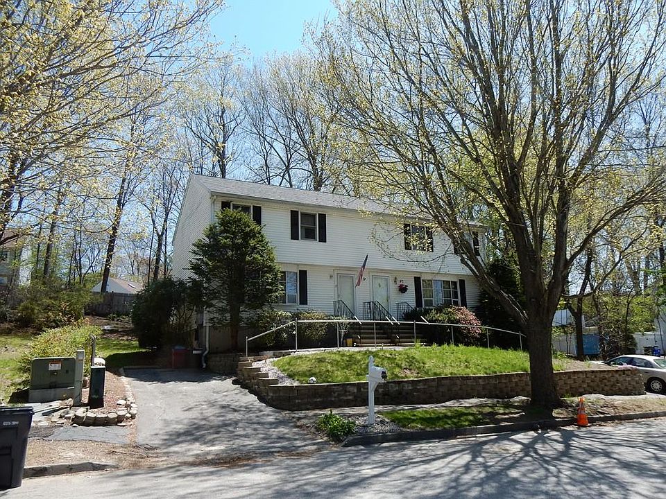 1st image of 39 Twin Brooks Cir