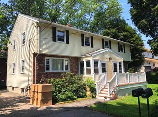 11 Davis St, Belmont, MA 02478