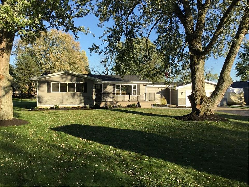 2nd image of 6815 Alexander Dr