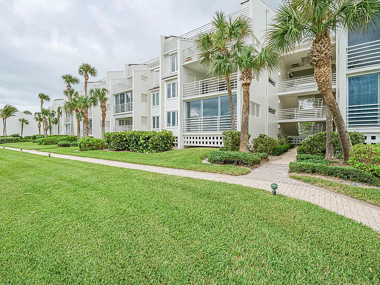 8444 Oceanside Dr #D12 — Photo 33