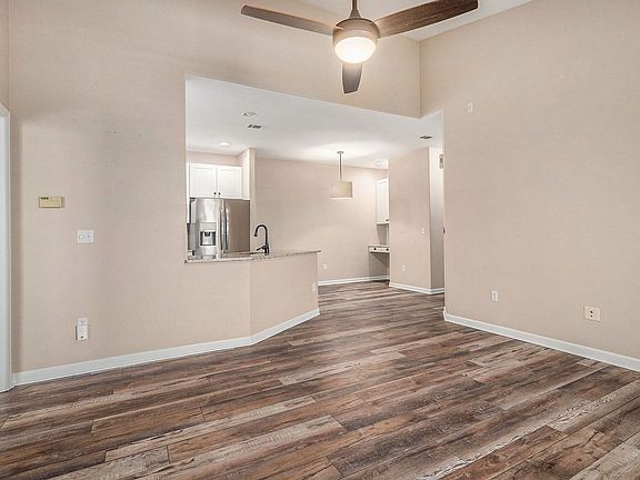 3rd image of 9611 W Coco Cir Unit 306