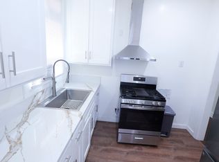 3901 W 8th St #B, Los Angeles, CA 90005