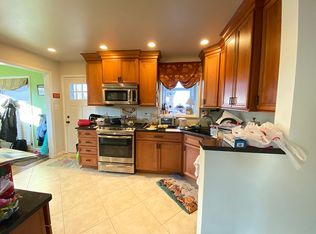 339 Lamon Ave, Wilmette, IL