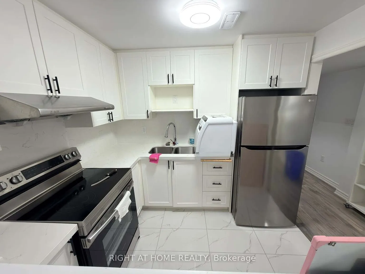 2 bed, $2,000 — Photo 3