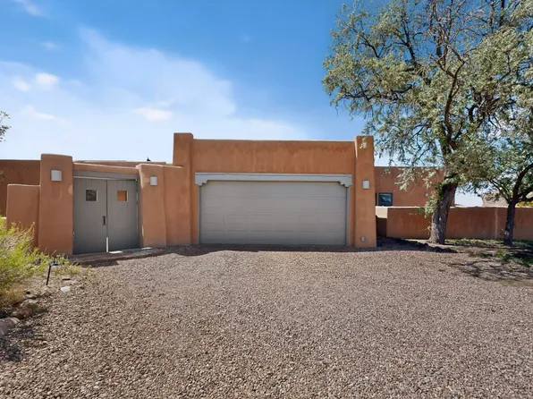 85 Herrada Rd, Santa Fe, NM 87508
