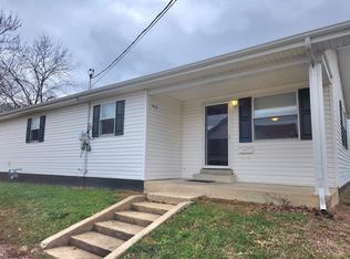 1916 High St, Chester, IL 62233