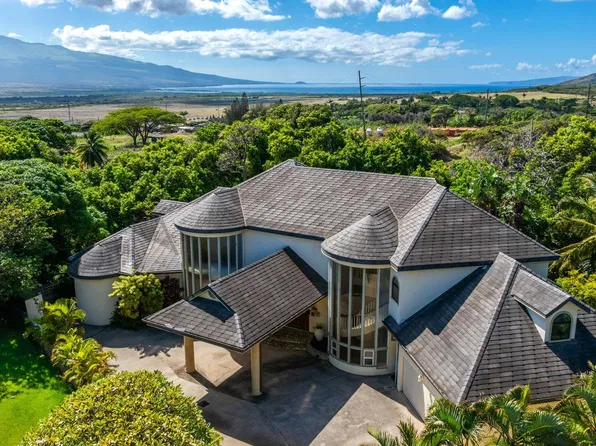 1520 Kilinoe Pl, Wailuku, HI 96793