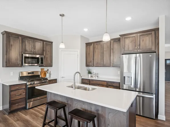 1780 Bobcat Way, New Richmond, WI 54017