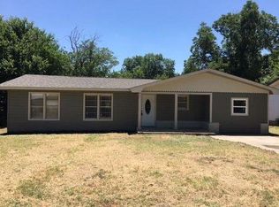 705 Odell St, Cleburne, TX 76033