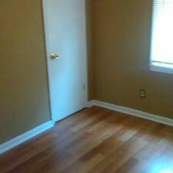 2nd image of 1030 Patton St APT 5