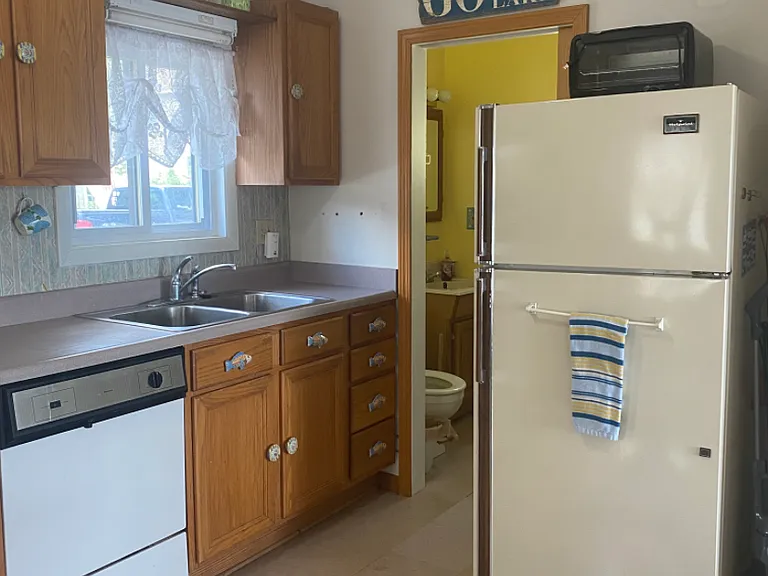 2972 Holland Dr — Photo 18