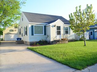 1404 Grant Ave, Grand Haven, MI 49417