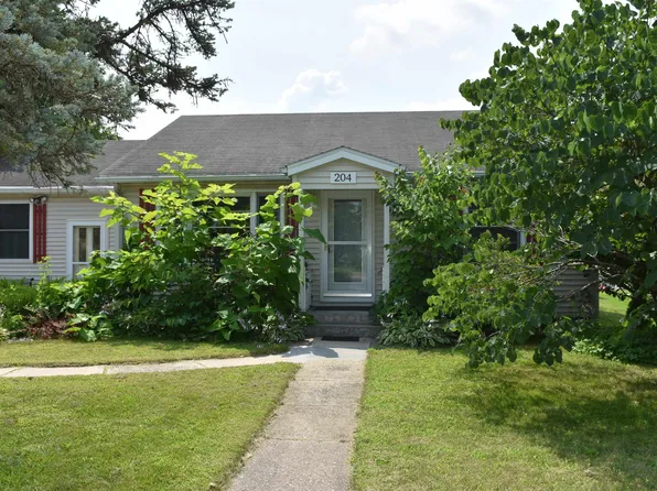 204 W Dubay St, Boscobel, WI 53805