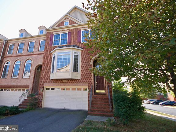 2nd image of 13495 Bungleweed Ln