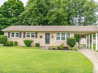 8216 Pandorea Dr, Louisville, KY 40258