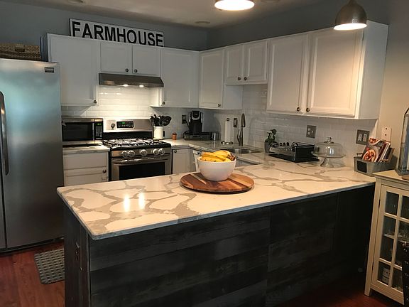 2nd image of 135 Farm House Ct