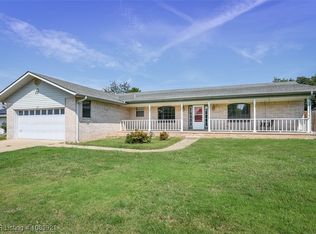 203 Davis Ln, Roland, OK 74954