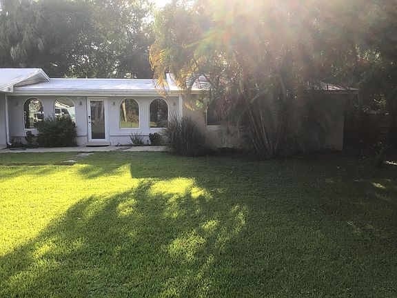 3rd image of 2019 SW 29th Avenue