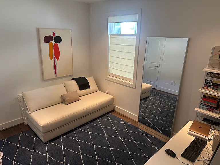 Bedroom/office