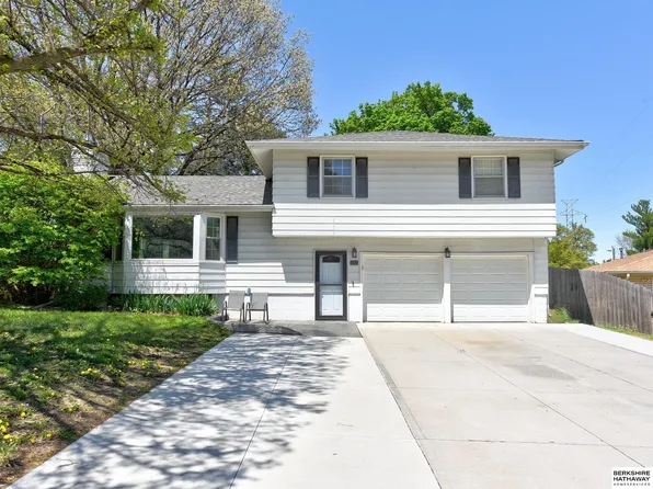 12310 Woolworth Ave, Omaha, NE 68144