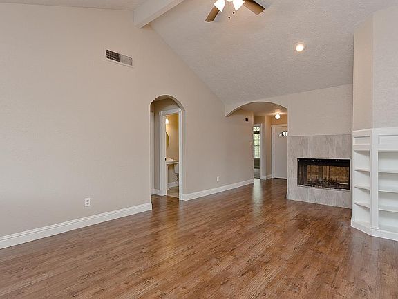 5th image of 2507 Merrimac Dr