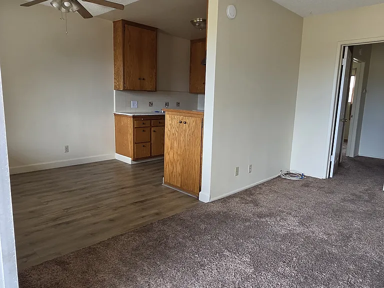 11854 Manor Dr — Photo 23