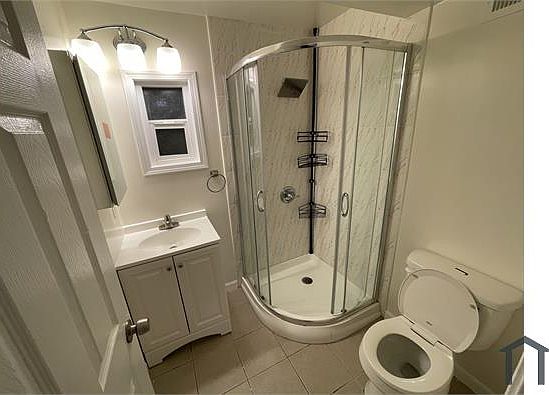 3rd image of 1626 Keith St #A