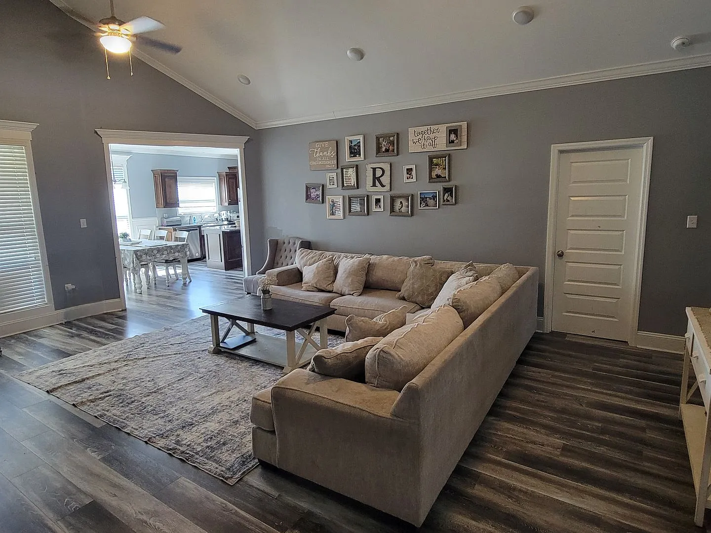 4 bed, 2134 sqft, $2,290 — Photo 4
