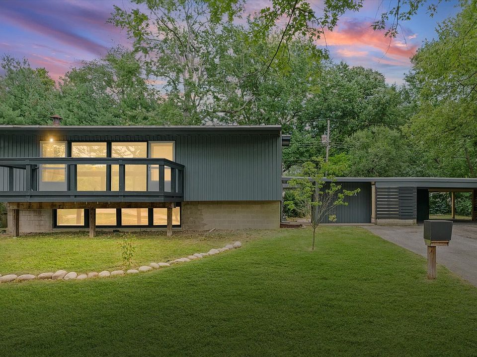 2nd image of 6 Shuman Cir