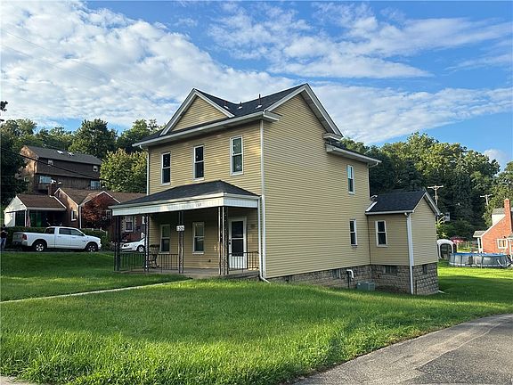 3rd image of 1305 Steuben St