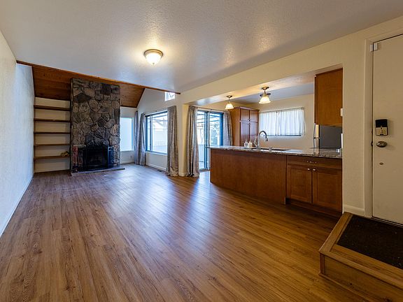 3rd image of 2441 S Xanadu Way Unit C