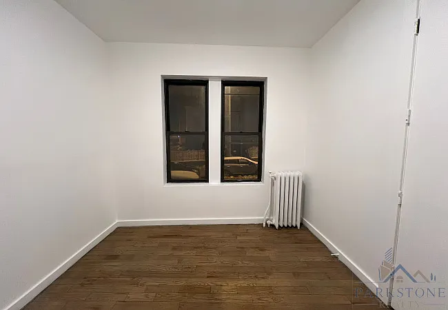 637 Bergen Ave #17 — Photo 4