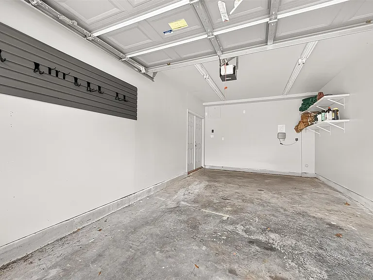 903 Sugarfield Ct — Photo 32