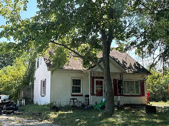 3rd image of 109 Spicer Rd