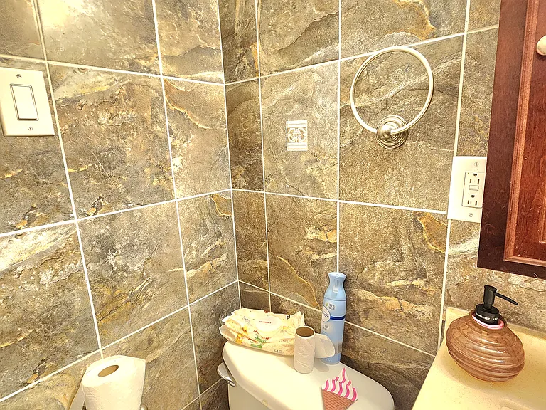501 Surf Ave #12T — Photo 16