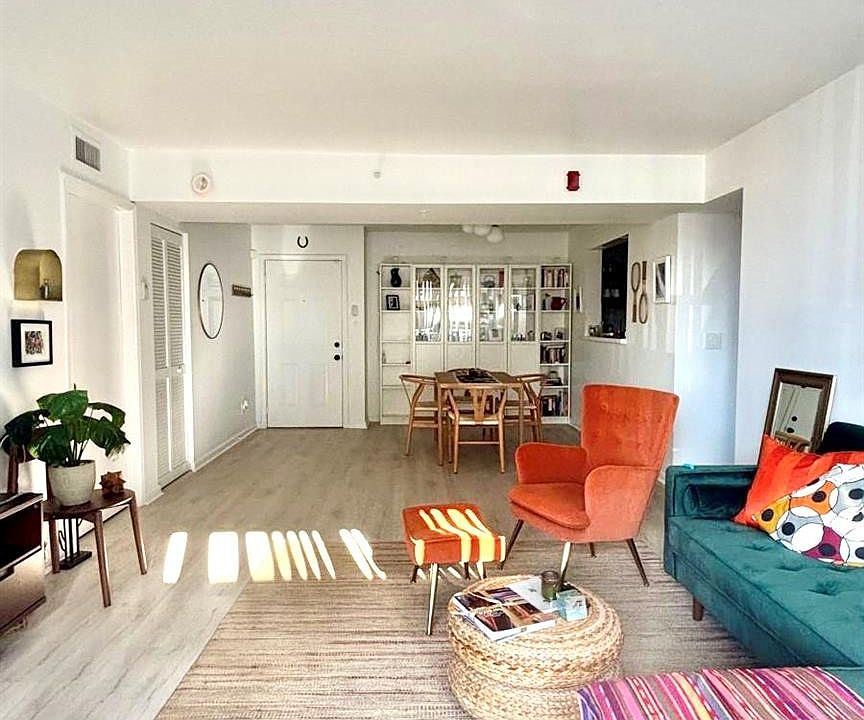 1st image of 1350 SE 3rd Ave APT 208