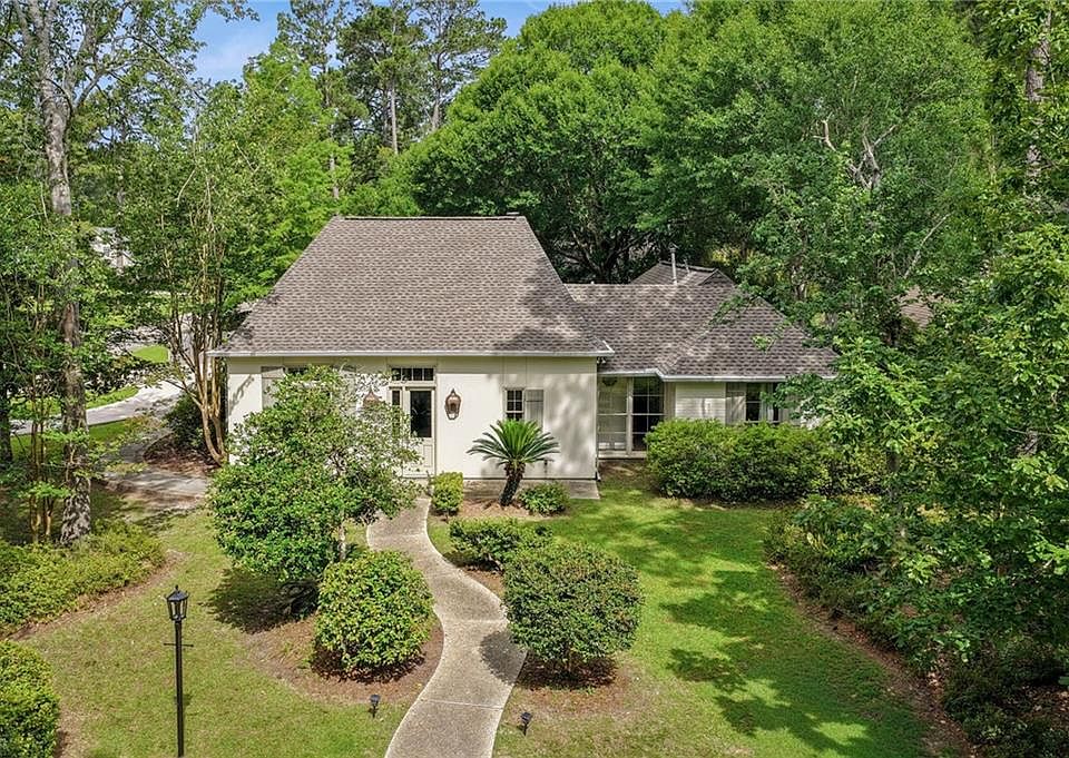 1st image of 48 Audubon Lake Dr