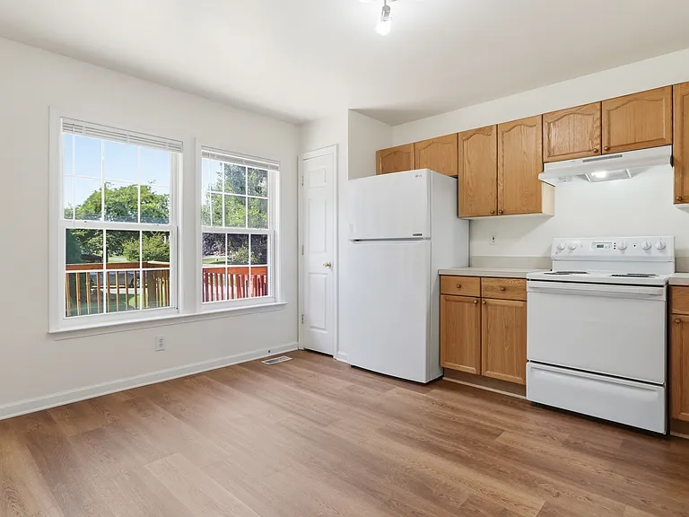 10 Crabapple Ct — Photo 9