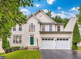 19312 Moon Ridge Dr, Germantown, MD 20876