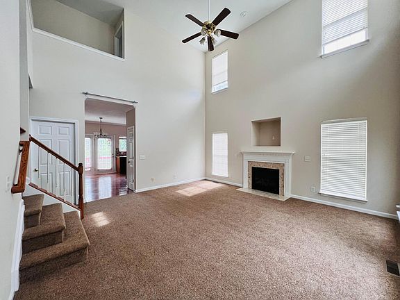 2nd image of 4630 Village Square Ct