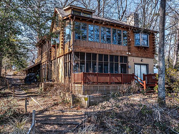 2nd image of 97 Overlook Ln