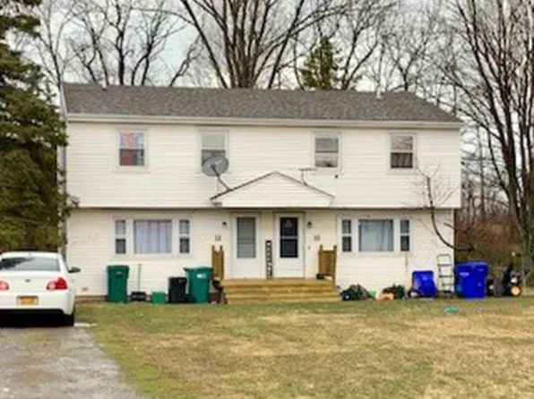 30 Rose Cir, Hamlin, NY 14464