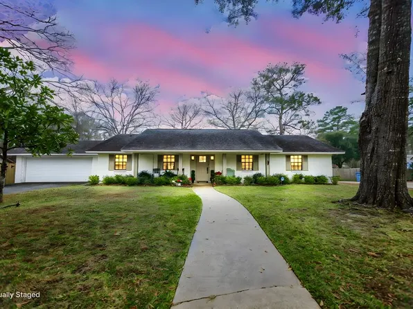 1416 Sleepy Hollow Dr, Lufkin, TX 75904